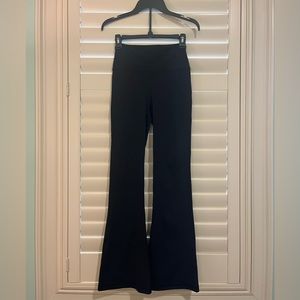 flare yoga pants